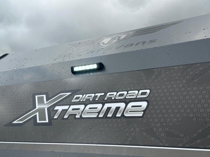 2025 JB Caravans 22'6 Dirt Road Xtreme Rear Club
