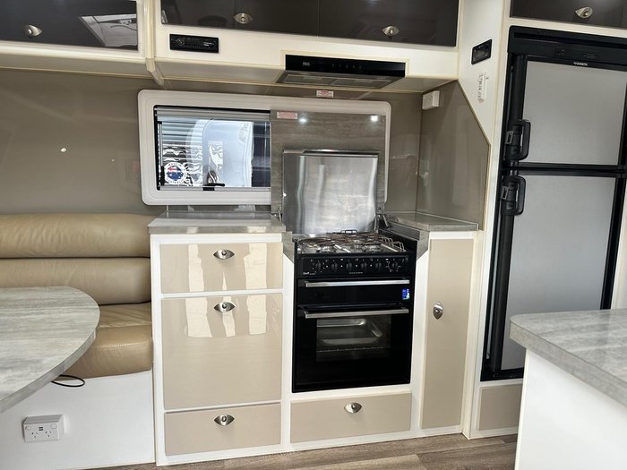 2018 JB Caravans 23' Scorpion Front Club Single/King Bed