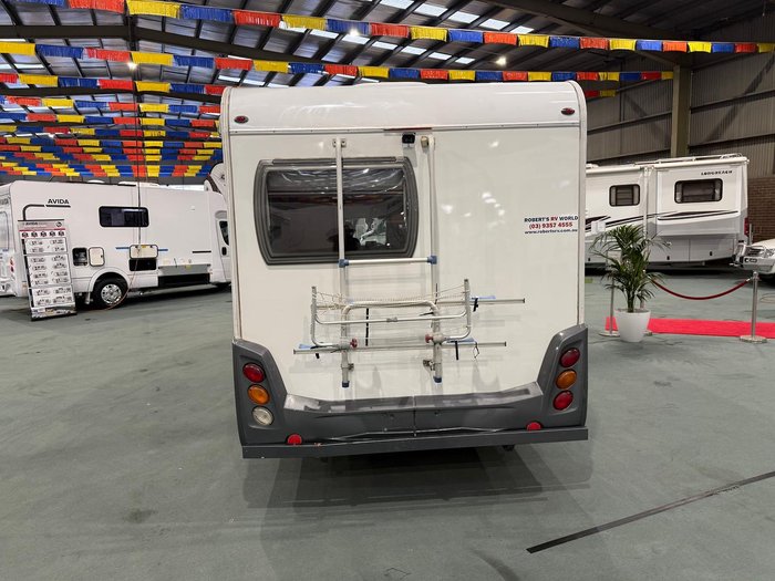2009 Avan Ovation M3