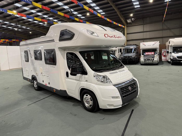 2009 Avan Ovation M3