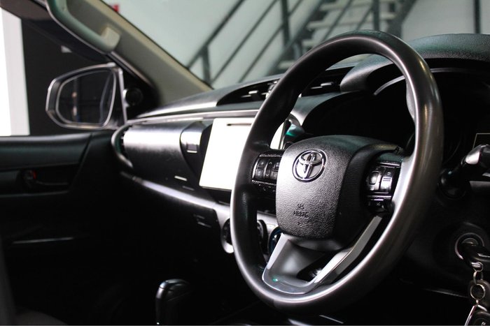 2020 Toyota Hilux SR GUN126R 4X4 Dual Range Glacier White