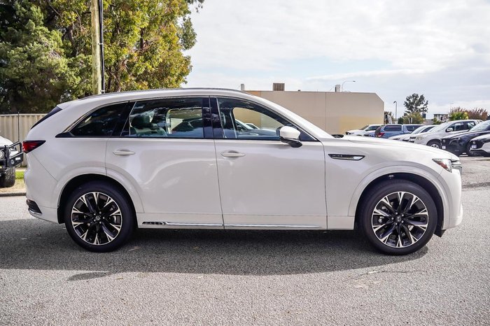 2025 Mazda CX-90 G50e Azami