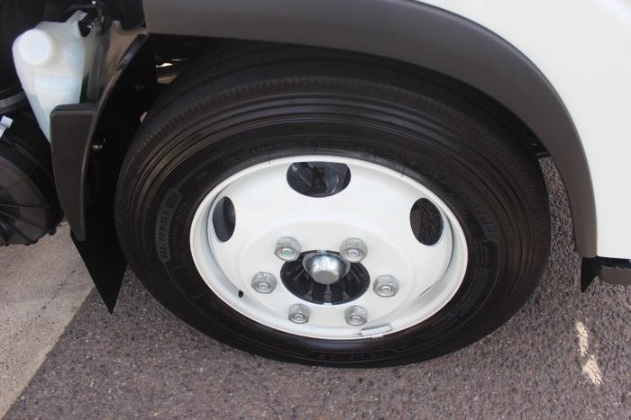 2024 Isuzu N Series NQR 87/80-190 WHITE