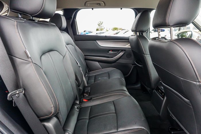 2025 Mazda CX-80 G40e Touring