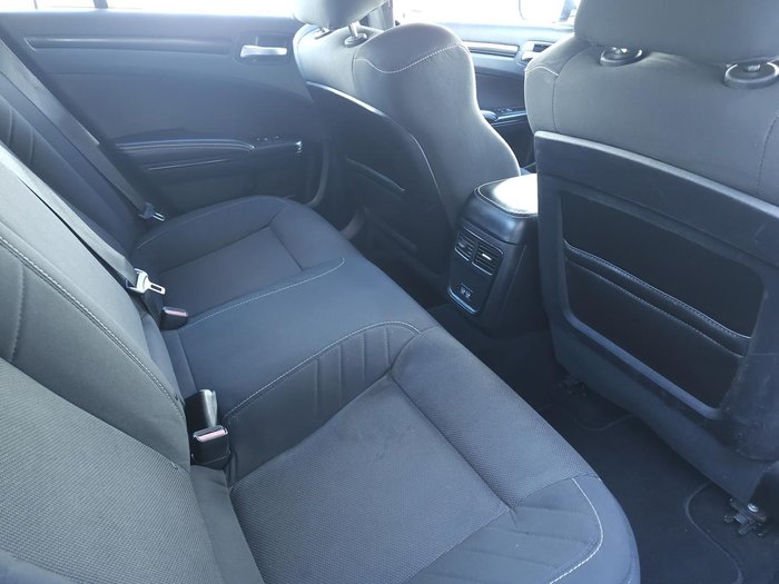 2021 Chrysler 300 SRT Core LX MY21 Bright White
