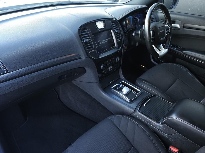 2021 Chrysler 300 SRT Core LX MY21 Bright White