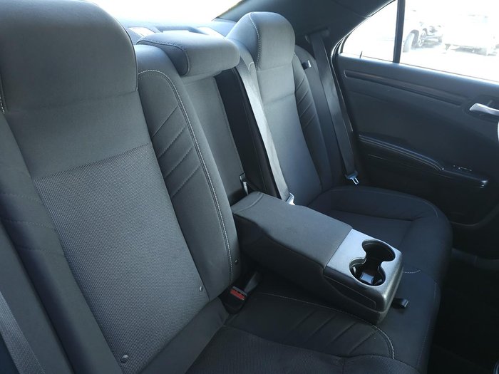 2021 Chrysler 300 SRT Core LX MY21 Bright White