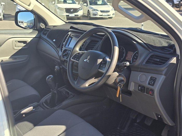 2016 Mitsubishi Triton GLX+ MQ MY16 4X4 Dual Range White