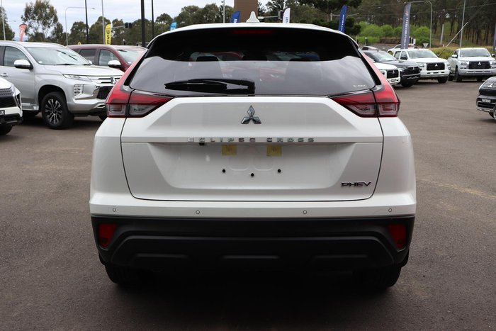 2024 Mitsubishi Eclipse Cross PHEV ES