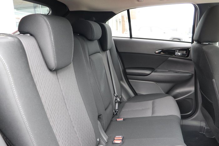 2024 Mitsubishi Eclipse Cross PHEV ES