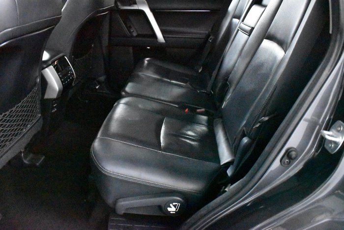 2019 Toyota Landcruiser Prado VX