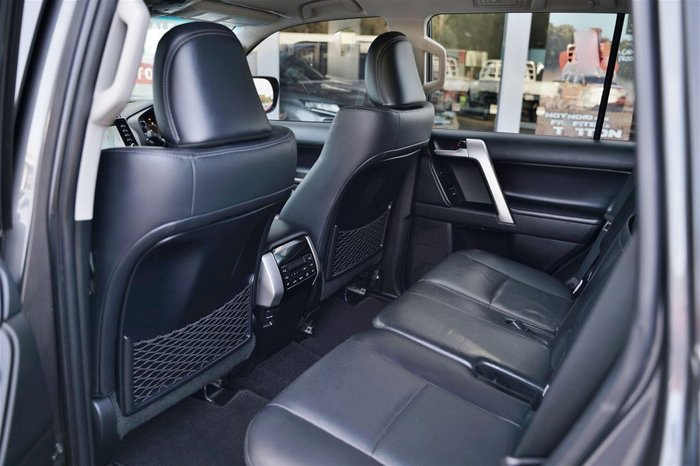 2021 Toyota Prado DSL WGN AT VX