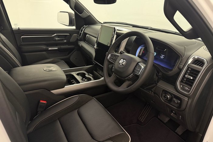 2025 RAM 1500 Laramie Sport Hurricane SO RamBox