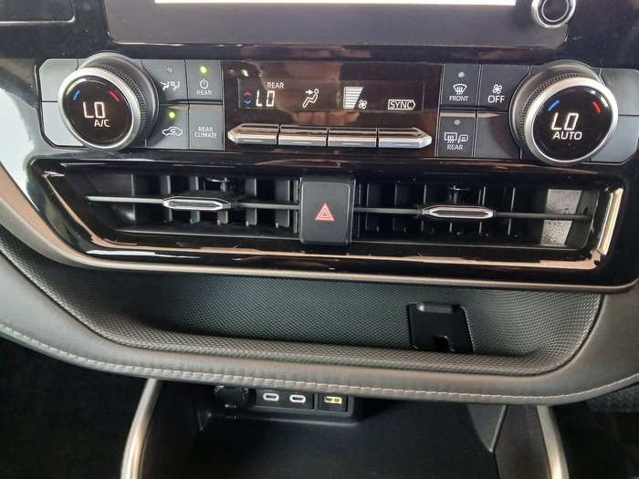 2023 Toyota Kluger GX AXUH78R 4X4 On Demand Frosted White