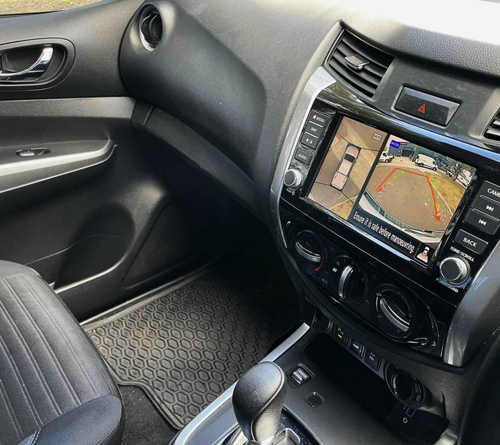 2022 Nissan Navara ST D23 MY21.5 4X4 Dual Range White Pearl