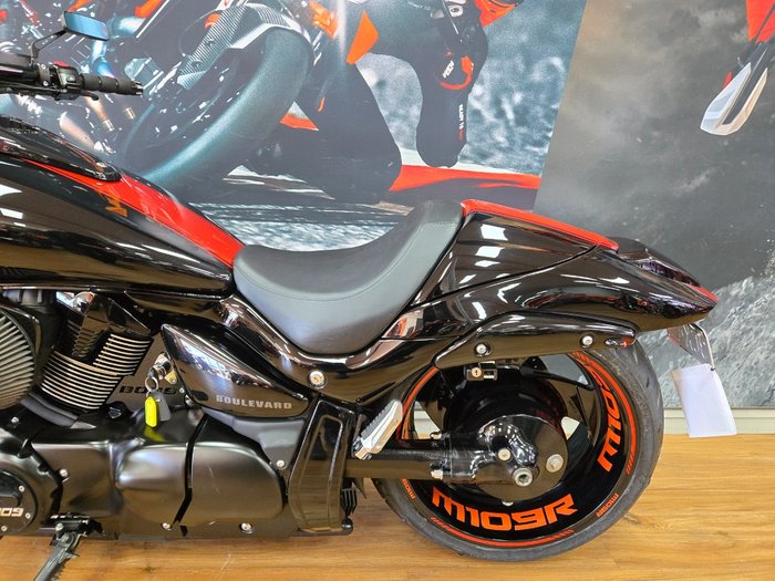 2018 Suzuki VZR 1800 BOULEVARD (M109R) Black