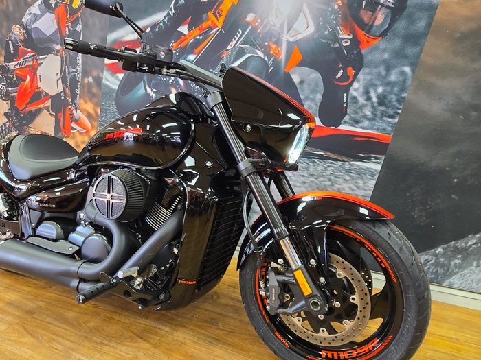 2018 Suzuki VZR 1800 BOULEVARD (M109R) Black
