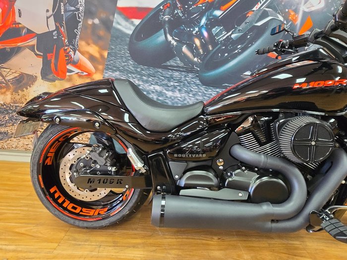 2018 Suzuki VZR 1800 BOULEVARD (M109R) Black