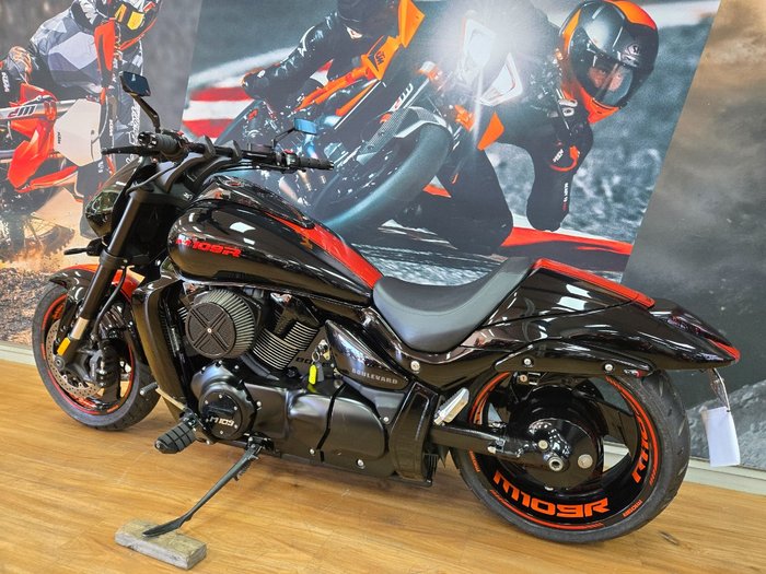 2018 Suzuki VZR 1800 BOULEVARD (M109R) Black