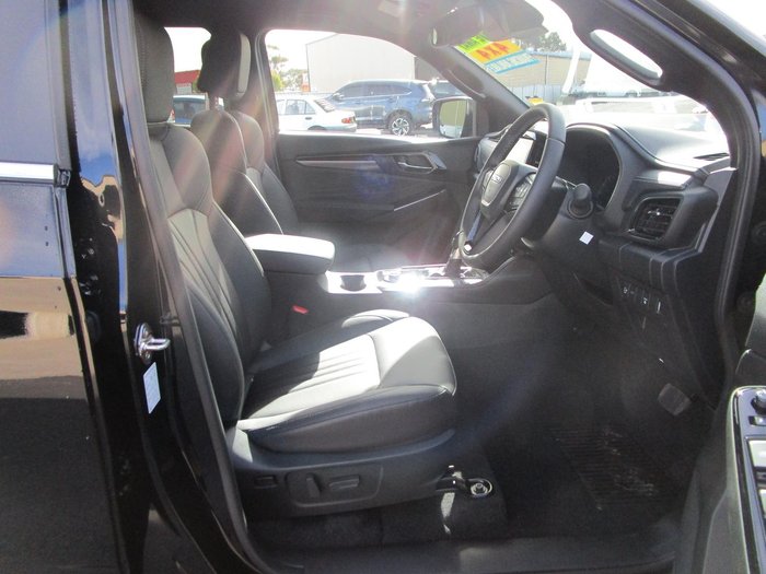 2025 Isuzu MU-X LS-T