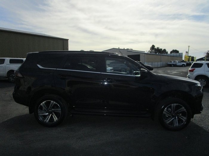 2025 Isuzu MU-X LS-T