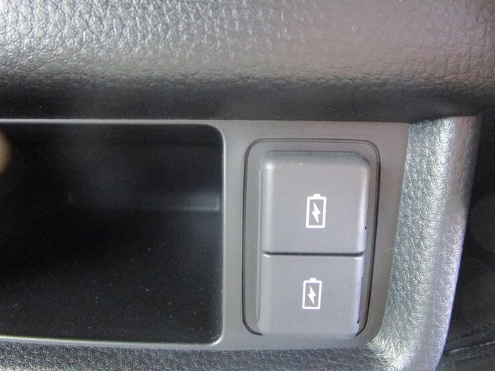 2025 Isuzu MU-X LS-T