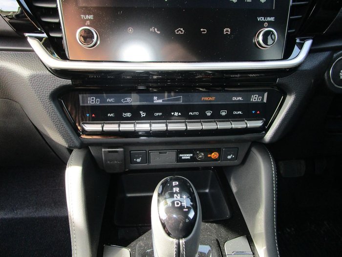 2025 Isuzu MU-X LS-T