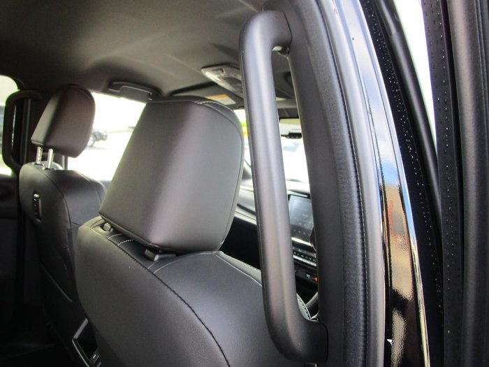 2025 Isuzu MU-X LS-T
