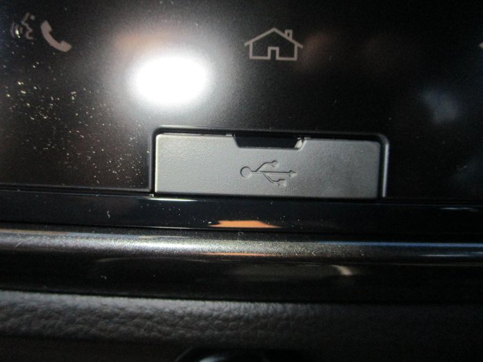 2025 Isuzu D-MAX X-RIDER