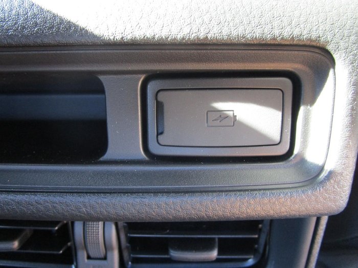 2025 Isuzu D-MAX X-RIDER