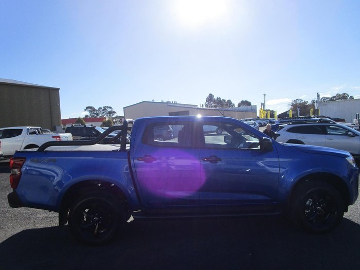 2025 Isuzu D-MAX X-RIDER