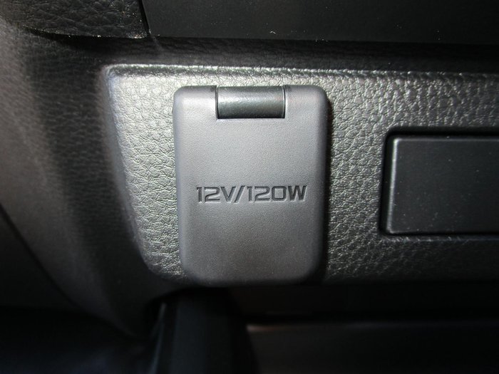 2025 Isuzu D-MAX X-RIDER