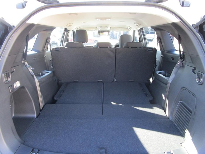 2025 Isuzu MU-X LS-M
