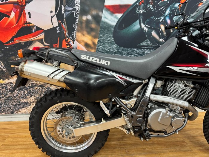 2011 Suzuki DR650SE Black