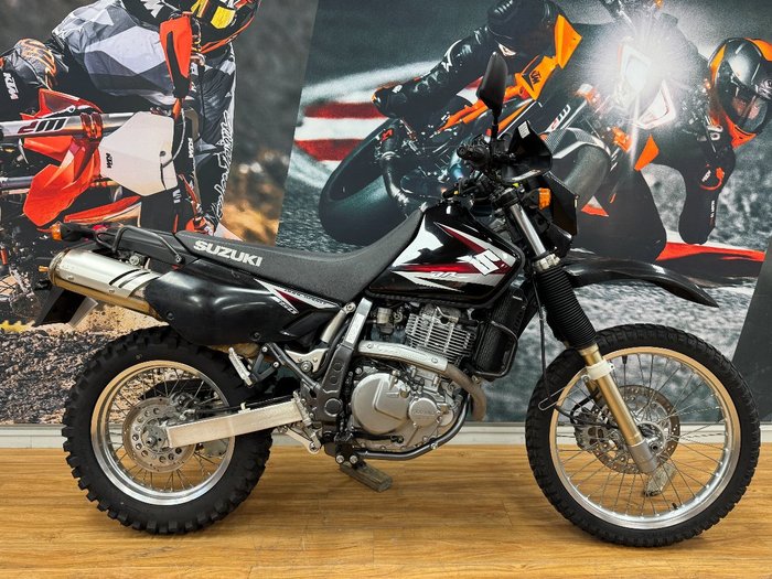 2011 Suzuki DR650SE Black