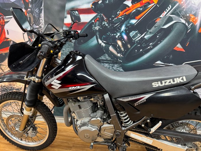 2011 Suzuki DR650SE Black