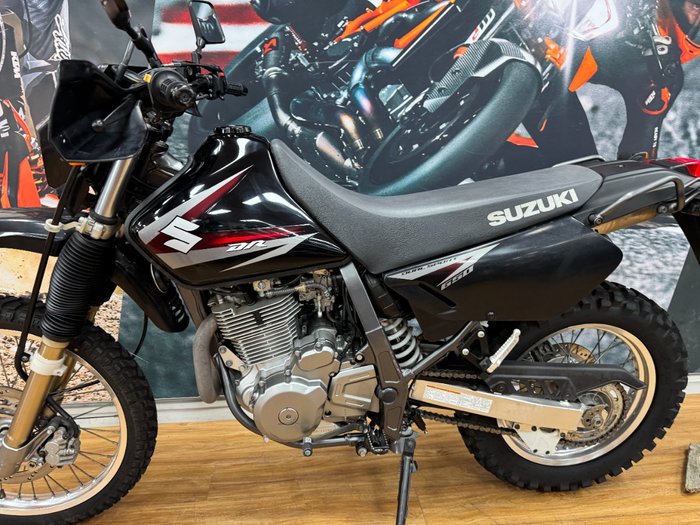 2011 Suzuki DR650SE Black