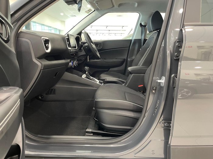 2025 Hyundai Venue Active