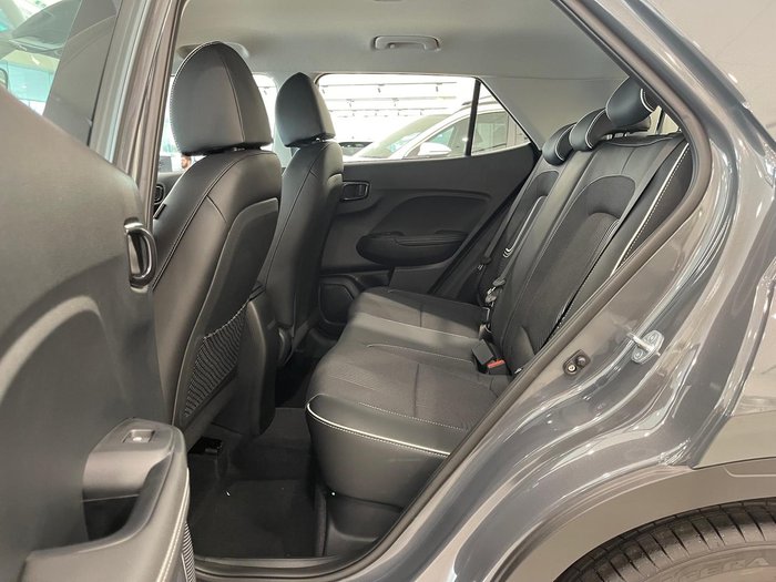 2025 Hyundai Venue Active