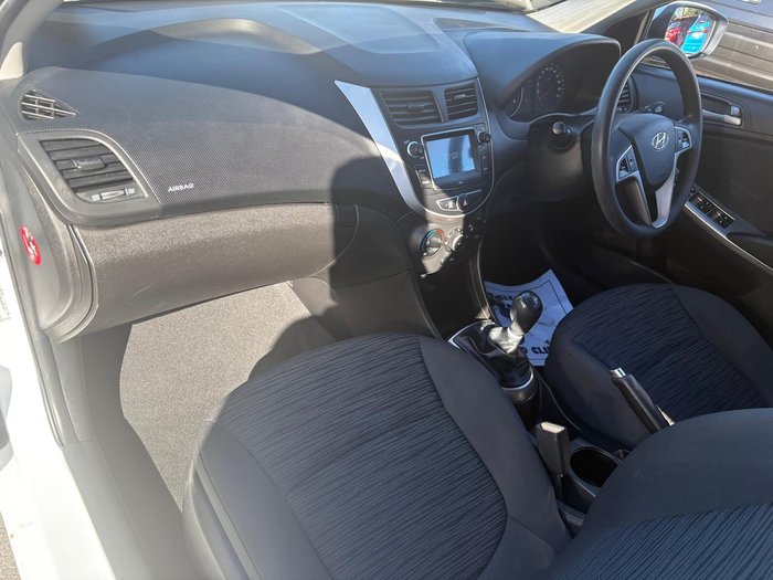 2017 Hyundai Accent Active