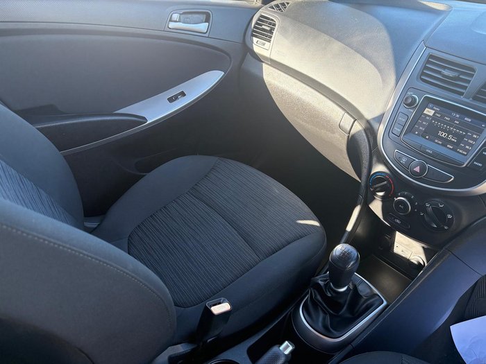 2017 Hyundai Accent Active