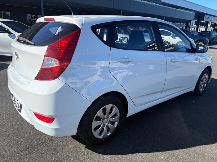 2017 Hyundai Accent Active
