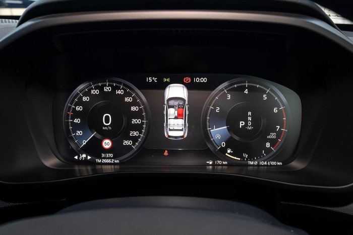 2022 Volvo XC40 T5 R-Design MY22 AWD GOLD