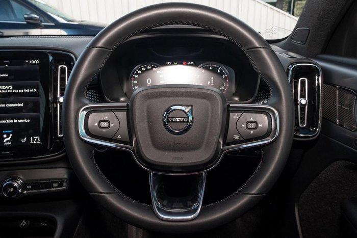2022 Volvo XC40 T5 R-Design MY22 AWD GOLD