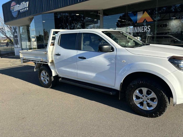 2020 Nissan Navara ST