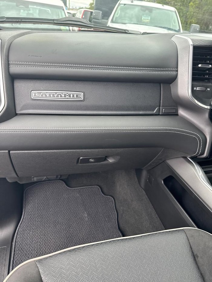 2023 RAM 1500 Laramie Sport RamBox