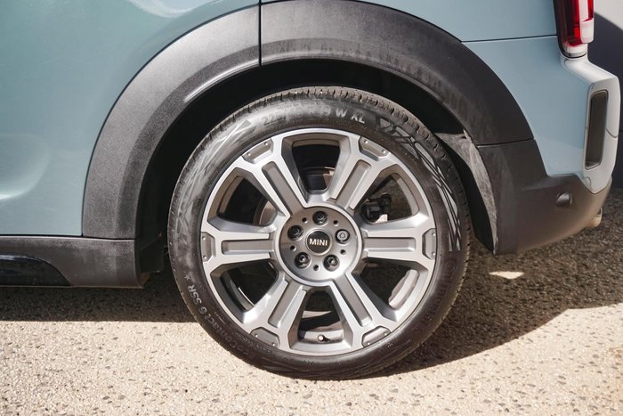 2021 MINI Countryman Cooper S MINI Yours