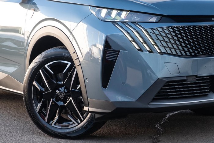 2025 Peugeot 5008 GT Premium Hybrid