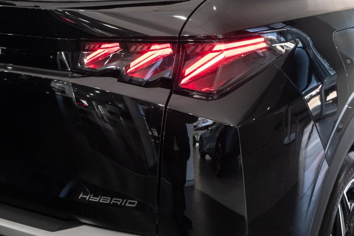 2025 Peugeot 5008 GT Premium Hybrid