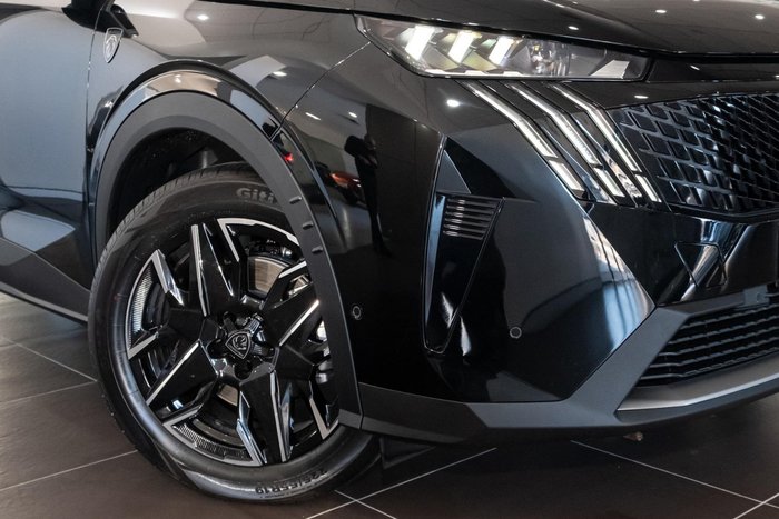 2025 Peugeot 5008 GT Premium Hybrid
